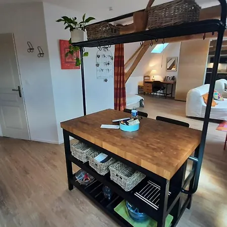 Les Petits Greniers Apartment