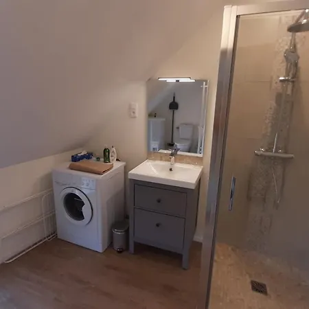 Les Petits Greniers Apartamento Jonquières